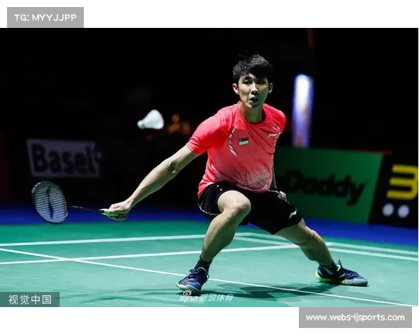 新科冠军邓恩泪洒赛场 跪地致敬告别时刻 职业生涯圆满落幕